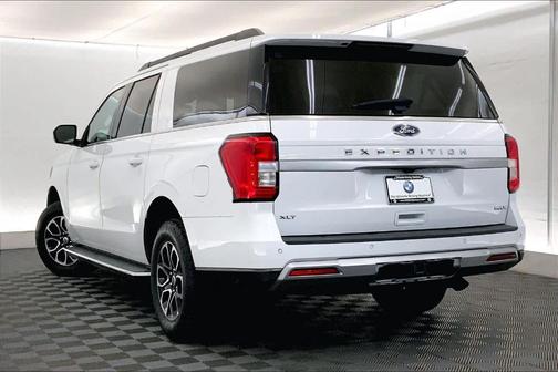 2022 Ford Expedition Max XLT