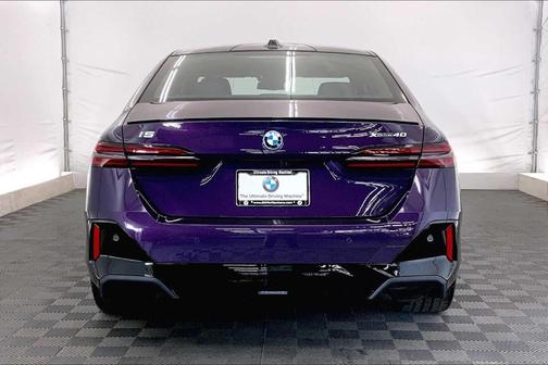 2026 BMW i5 xDrive40