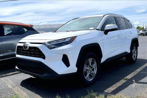 Ice 2025 Toyota RAV4 XLE