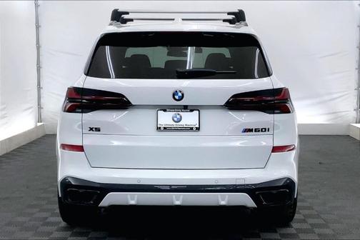 2026 BMW X5 M60i