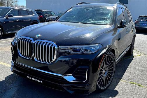 Black Sapphire Metallic 2021 BMW ALPINA XB7 Base