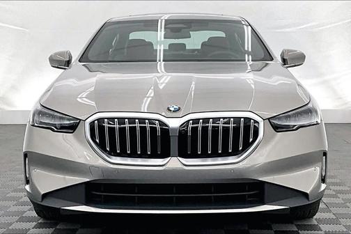 2026 BMW 540 i xDrive