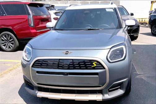 2025 MINI Countryman Base