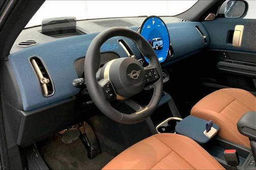 2025 MINI Countryman Base