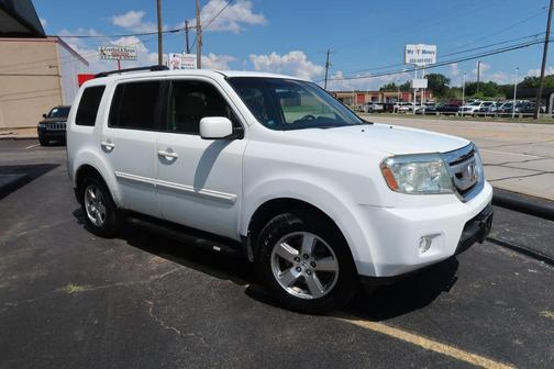 White 2010 Honda Pilot EX