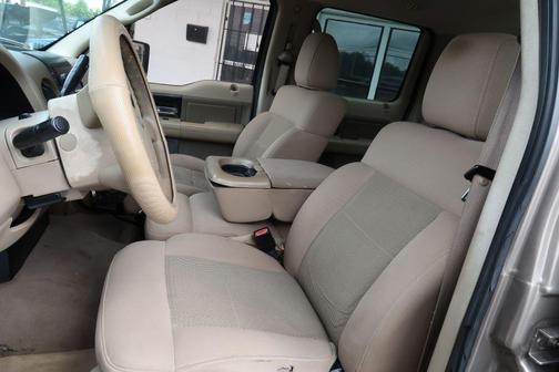 Tan 2006 Ford F-150 XLT SuperCrew