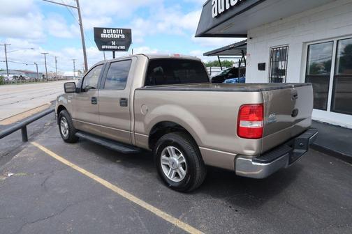 Tan 2006 Ford F-150 XLT SuperCrew