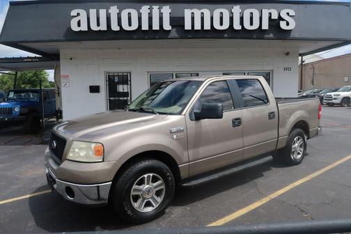 Tan 2006 Ford F-150 XLT SuperCrew