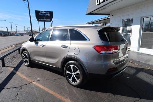 Gray 2016 Kia Sorento EX