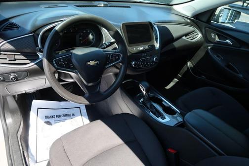 Gold 2023 Chevrolet Malibu LT