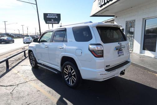 White 2015 Toyota 4Runner SR5/SR5
