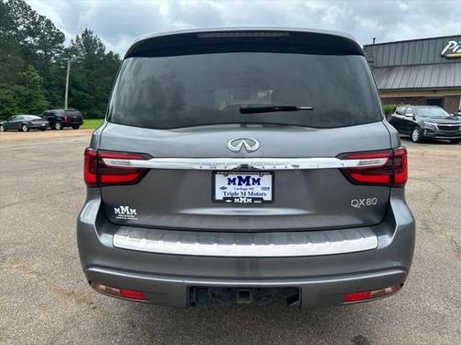 2021 INFINITI QX80 Luxe