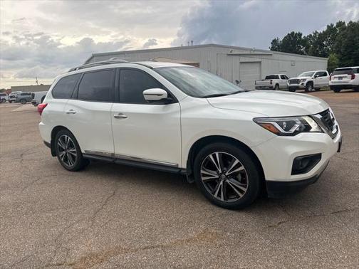 2020 Nissan Pathfinder Platinum 2WD