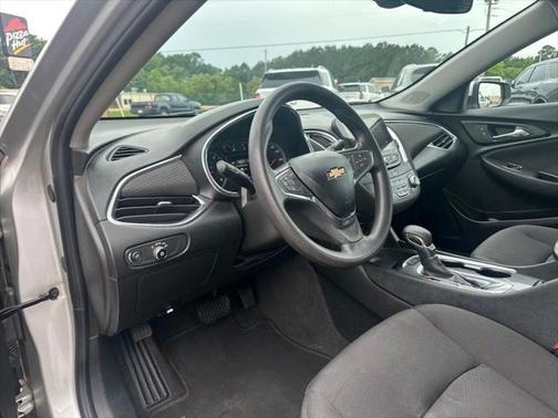 2021 Chevrolet Malibu FWD LT