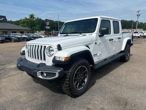 2023 Jeep Gladiator Overland