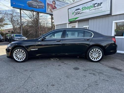 Photo 2 of 50 of 2009 BMW 750 Li