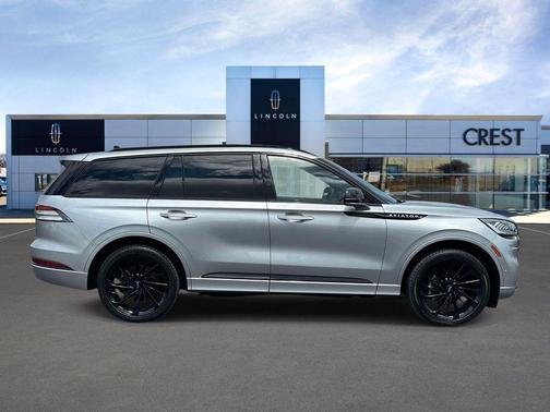 Silver Radiance Metallic Clearcoat 2024 Lincoln Aviator Reserve AWD