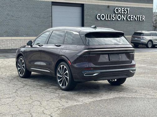 2024 Lincoln Nautilus Black Label