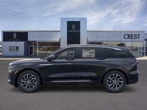 Infinite Black Metallic Clearcoat 2026 Lincoln Nautilus Premiere