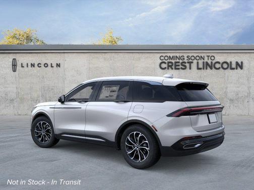 Silver Radiance Metallic Clearcoat 2026 Lincoln Nautilus Premiere