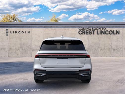 Silver Radiance Metallic Clearcoat 2026 Lincoln Nautilus Premiere