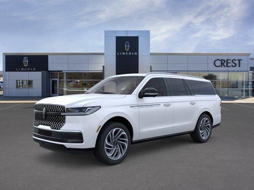 Pristine White Metallic Tri-Coat 2026 Lincoln Navigator Reserve