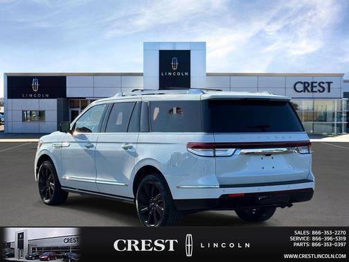Pristine White Metallic Tri-Coat 2022 Lincoln Navigator Reserve