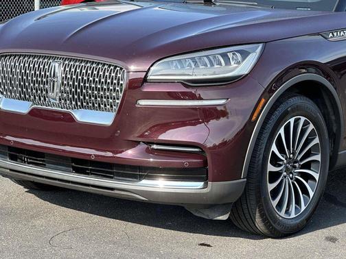 Diamond Red Metallic Tinted Clearcoat 2023 Lincoln Aviator Standard AWD