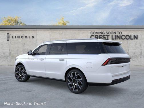 Star White Metallic Tri-Coat 2026 Lincoln Navigator Reserve