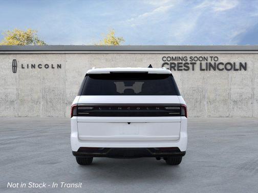 Star White Metallic Tri-Coat 2026 Lincoln Navigator Reserve