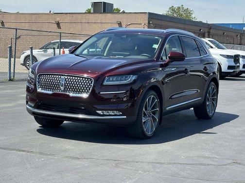 Burgundy Velvet Metallic Tinted Clearcoat 2023 Lincoln Nautilus Reserve