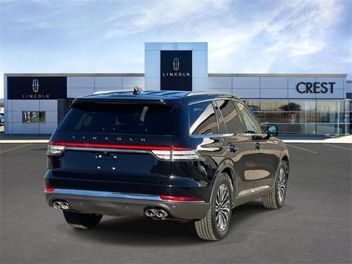2022 Lincoln Aviator Standard AWD