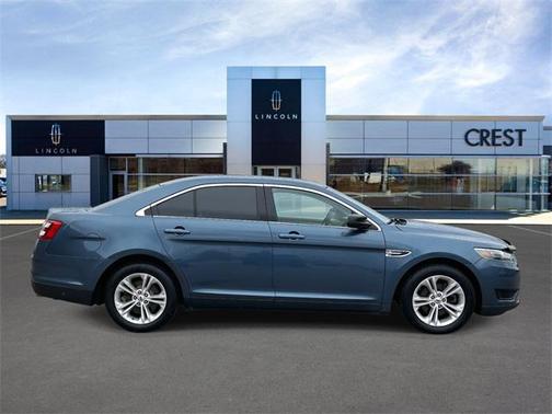 2018 Ford Taurus SE