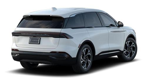 White Platinum Metallic Tri-Coat 2026 Lincoln Nautilus Premiere