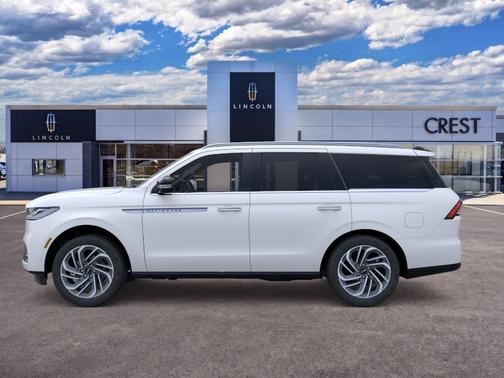 Star White Metallic Tri-Coat 2026 Lincoln Navigator Reserve