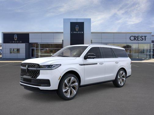 Star White Metallic Tri-Coat 2026 Lincoln Navigator Black Label