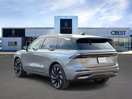 2024 Lincoln Nautilus Black Label