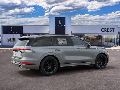 Avalanche Gray Clearcoat 2027 Lincoln Aviator Reserve AWD
