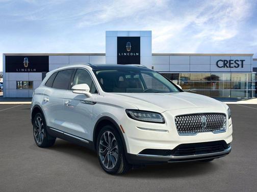 Pristine White Metallic Tri-Coat 2022 Lincoln Nautilus Reserve