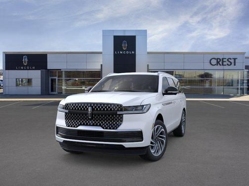 Star White Metallic Tri-Coat 2026 Lincoln Navigator Reserve