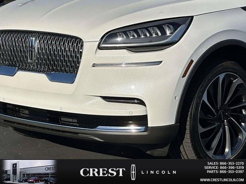 Pristine White Metallic Tri-Coat 2023 Lincoln Aviator Reserve AWD