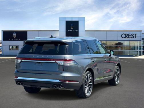 Asher Gray Metallic Clearcoat 2024 Lincoln Aviator Reserve AWD