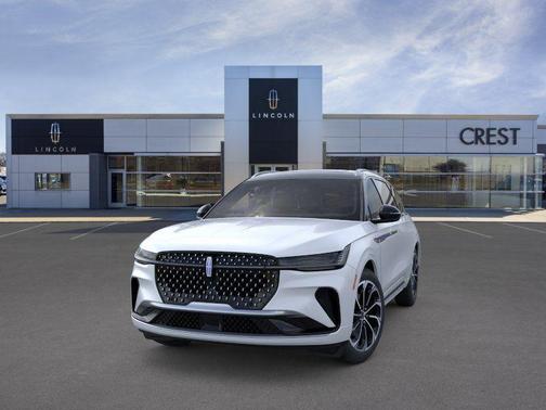 White Platinum Metallic Tri-Coat 2026 Lincoln Nautilus Reserve