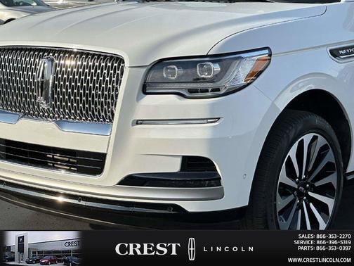 Pristine White Metallic Tri-Coat 2023 Lincoln Navigator Reserve