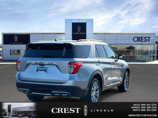 Iconic Silver Metallic 2023 Ford Explorer XLT