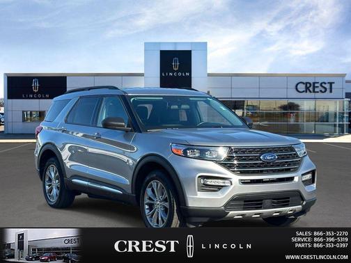 Iconic Silver Metallic 2023 Ford Explorer XLT