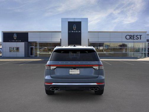 Whisper Blue Metallic Clearcoat 2026 Lincoln Aviator Premiere