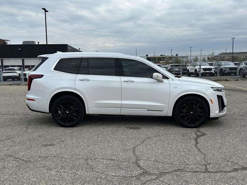 Crystal White Tricoat 2024 Cadillac XT6 Premium Luxury AWD