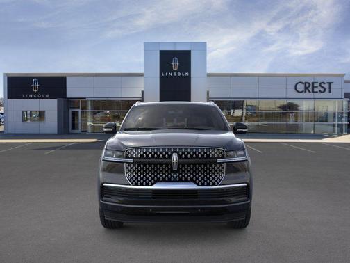 Infinite Black Metallic Clearcoat 2026 Lincoln Navigator Reserve