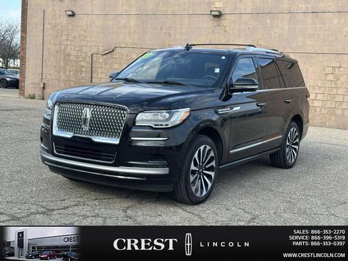 Infinite Black Metallic Clearcoat 2023 Lincoln Navigator Reserve